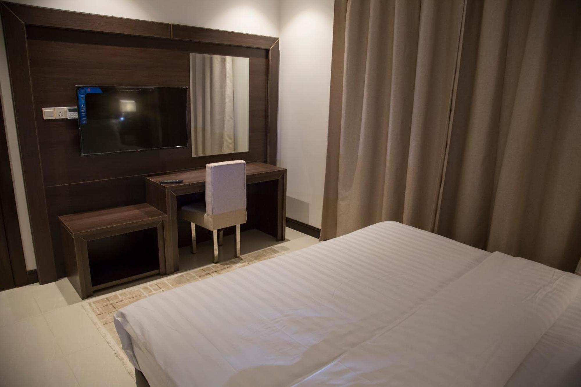 Emerald Residence 얀부 객실 사진
